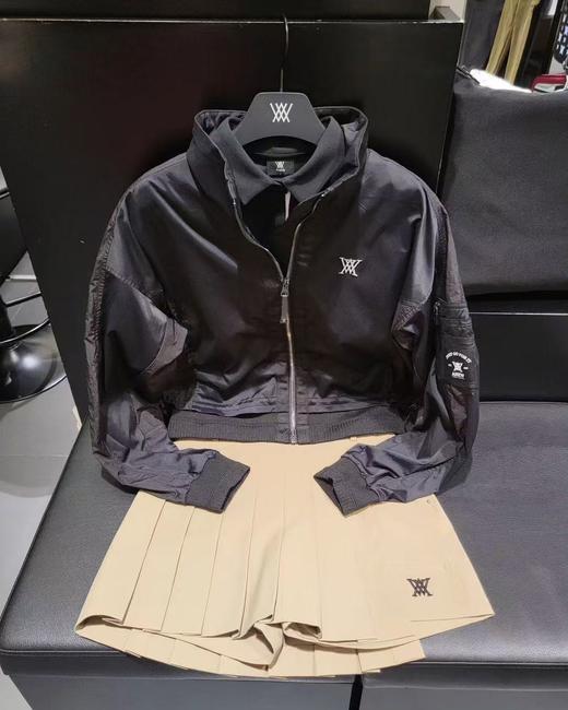 An家新款女士防风外套来啦！渠道高品质❗️防风外套高端产品！整衣舒展又大气，既保有经典元素，又融入了独特设计！不动声色地减龄于无形！ 商品图1