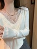<曾小咸推荐> 蕾丝边拼接V领长袖 日常139/件 活动价89.99！【预售款，预计3-15天发货】 商品缩略图0