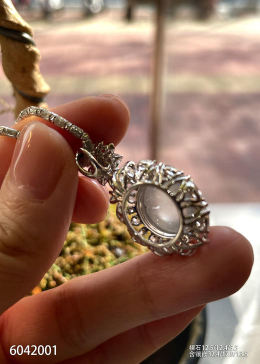 6042001，蛋面吊坠。具体价格微信咨询 商品图5