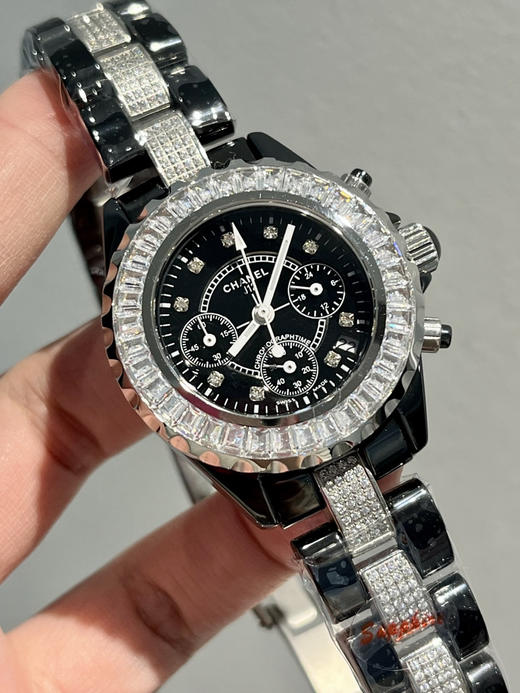 满钻🌟CHANEL·香奈儿J12·【六针瑞士纯进口机芯石英】33mm➕纯净T方石➕表带镶钻款‼️奢华代表 超闪水钻 手工镶嵌工艺，正品原版开模，打磨精良 做工精细，乃精品中的精品❕❕❕ 商品图3
