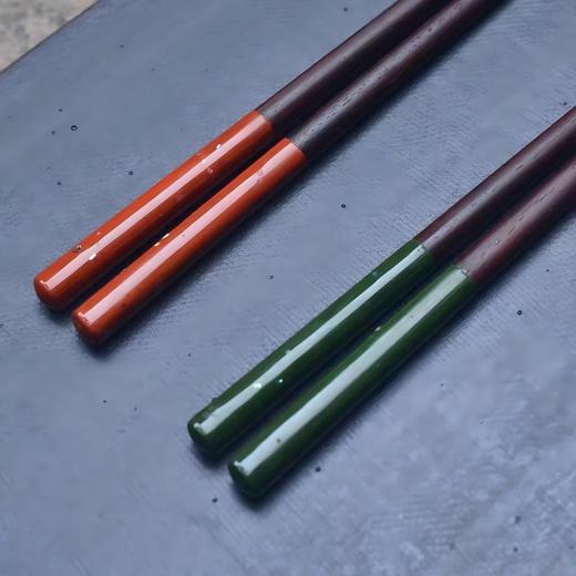 《双紫》小叶紫檀大漆橙红螺钿圆筷  葱绿螺钿圆筷 商品图2