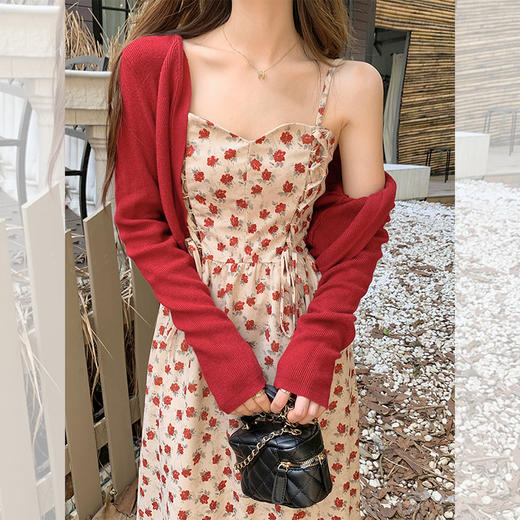 西遇韩版吊带连衣裙女2026春季温柔风别致灯芯绒碎花吊带裙两件套SS060097/SS060098 商品图3