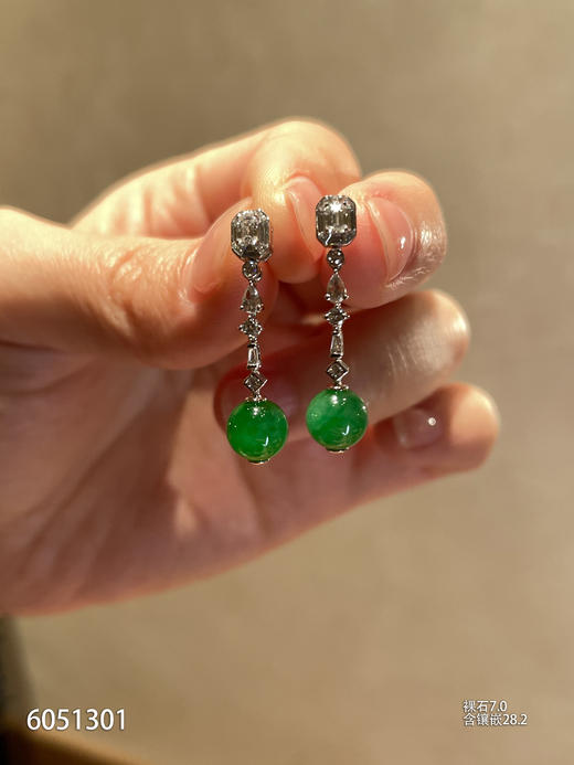 6051301、珠子耳坠。具体价格微信咨询 商品图1