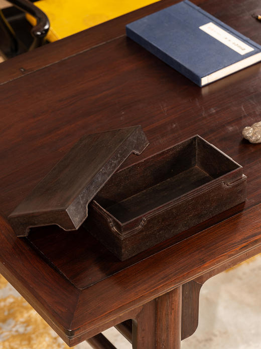 清	紫檀委角起线文房盖盒 商品图3