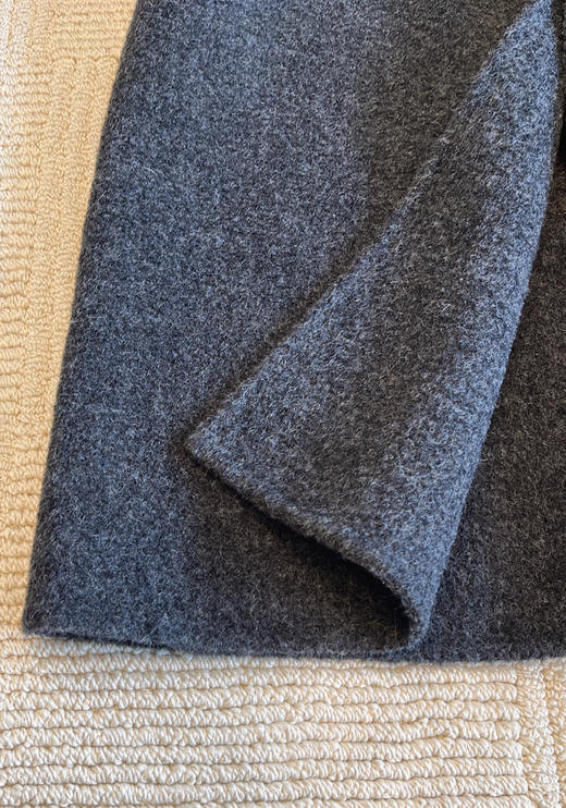 118-2小禾女士灰色羊驼毛呢大衣 丰盈蓬松轻盈柔软 胖瓜穿6码 商品图11