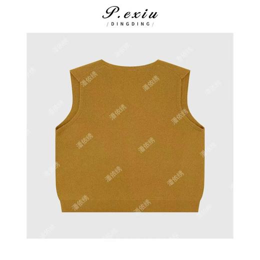 04-2潘依绣丁丁宠粉纯色松弛慵懒V领无袖针织背心Q7894 商品图1
