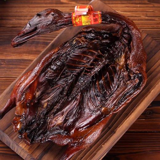 【分销】新鲜生产的万隆酱鸭2只 单独真空包装 百年历史 传统酱制手艺 好吃不贵 入手不亏550g左右/只 商品图2