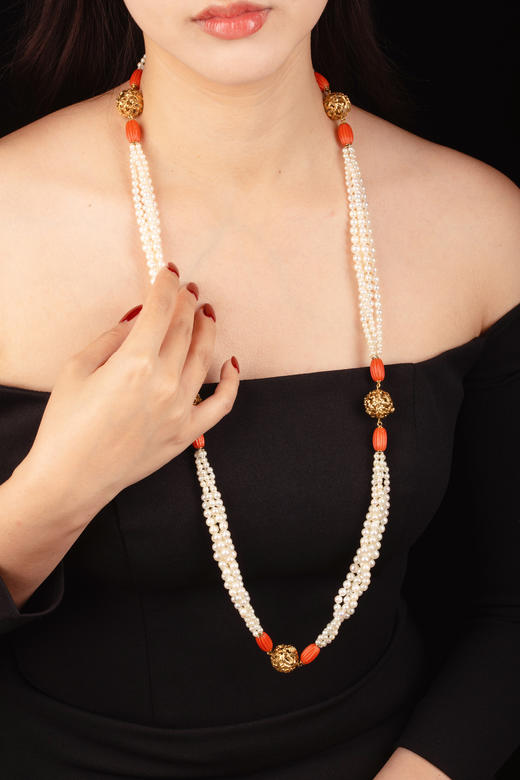 独角鹿西洋古董20世纪后期法国顶级珠宝品牌卡地亚出品球形18K黄金精雕镶嵌多股式珍珠及珊瑚项链 商品图1