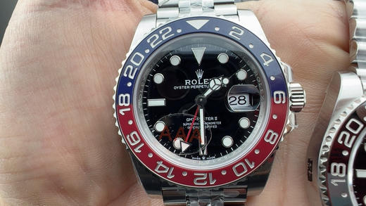 Vs国米圈『蓝黑圈➕格林尼治』巅峰复刻！VS 劳力士GMT格林尼治米兰圈震撼登场，在复刻腕表领域，细节与品质的较量永无止境。VS 全新力作——劳力士GMT格林尼治米兰圈，搭载丹东3285机芯❕❕❕ 商品图12