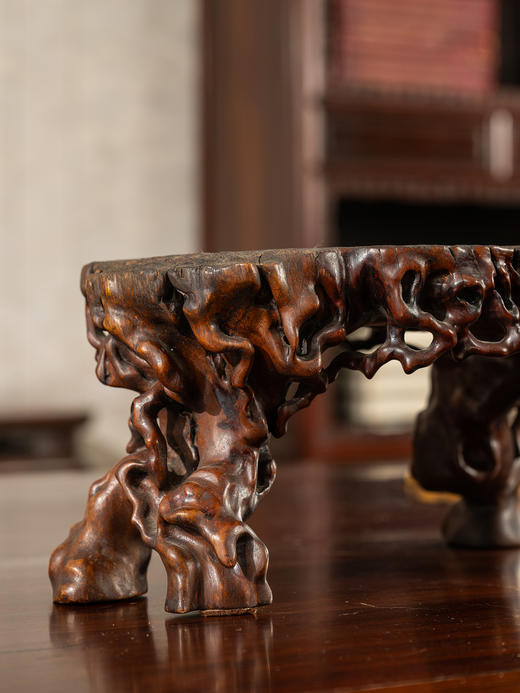 清	龙眼木根结形四足器座 商品图4