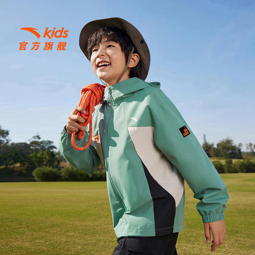 安踏儿童丝光绒上衣春新款男大童防风外套中大童风衣352516611 商品图1