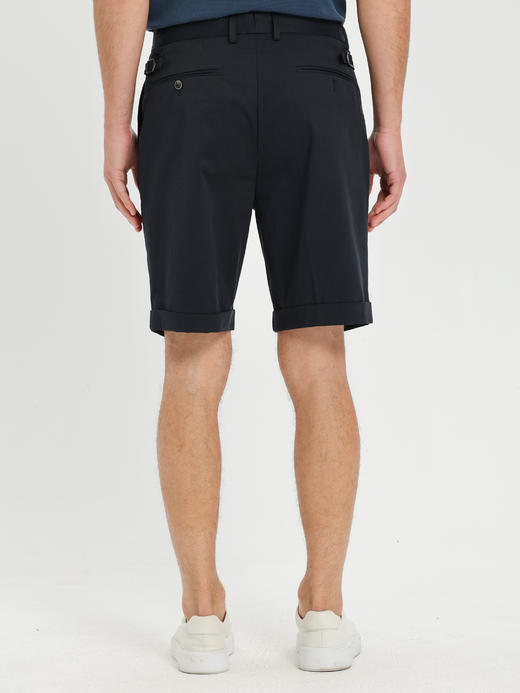 callisto白色天丝棉混纺直筒休闲短裤 商品图9