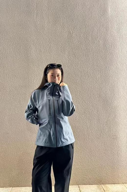 【春上新】6楼The North Face北面女款冲锋衣吊牌价2698元 商品图1