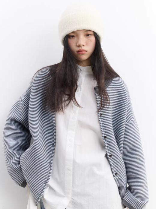 步履不停/5D13326C/反针条纹毛衣开衫外套 商品图2