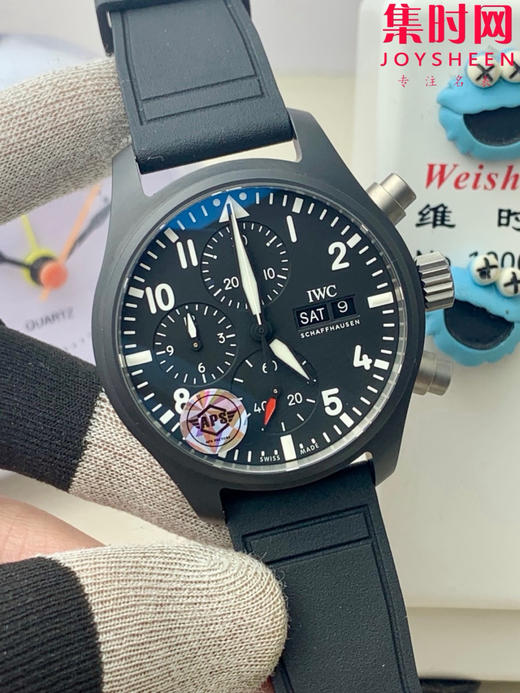 APS万国飞行员计时系列IW389401 全黑武士 陶瓷壳 黑陶瓷 男士腕表 搭载APS定制Cal.69385一体全自动机械机芯 蓝宝石水晶镜面 表径41.9mm 商品图1
