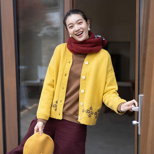 绽放073朵/纯羊毛添福提花开衫·100羊毛提花短款开衫毛衣外套女 商品图0