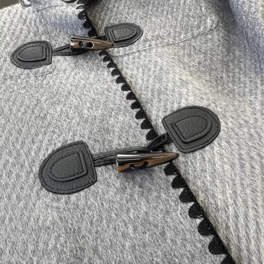 【来点不一样的】可意会不可言传～柜3490+！82羊毛羊驼毛混纺贝壳刺绣牛角扣连帽毛呢外套大衣！ 商品图2