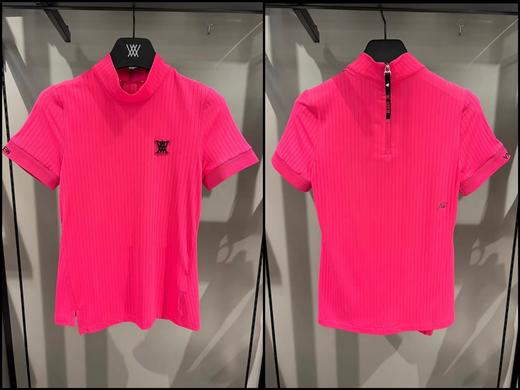 An家新款女士立领条纹短袖上衣来啦！渠道高品质采用高纱支的坑条条纹弹力面料，品质极高上身极其舒适，轻薄透气。这种条纹颜色比例也很难控制，所以这是一款看似简单实则非常耗费时间，面料成本又极高的一款T恤！ 商品图2