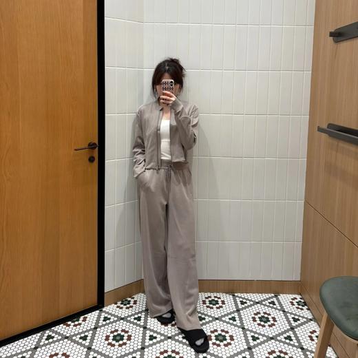 一店k （代工厂订单！）🦌又一条神裤级别的存在！太舒服了啊啊啊！独家莫代尔混纺面料！上身瞬间就可以封神了！完全不显胯宽！巨巨巨显瘦！26ss早春softstreme高腰罗纹拼接阔腿休闲裤 商品图9