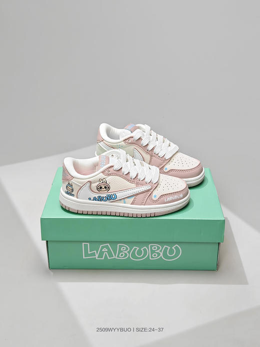 点此购买 耐克乔丹AJ1儿童倒勾低帮休闲复古文化运动板鞋 xcl 340078 商品图7