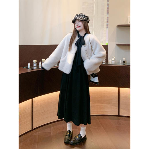 <曾小咸推荐>现货秒杀 ！微信超特价！法式绑带针织连衣裙 日常229.99 立减130 秒杀99.99！！ 商品图4