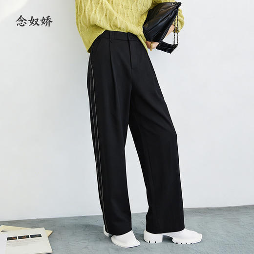 【商场同款】CNT5974 “ 通勤商务裤 ”  松弛有度 侧边双线装饰，显瘦精致 面料厚实有支撑感 显瘦包容 商品图4