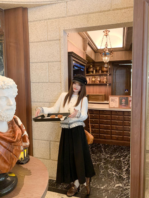 <曾小咸推荐>现货秒杀 ！微信超特价！撞色蕾丝拼接毛衣开衫 日常229.99 立减140 秒杀89.99！！ 商品图7