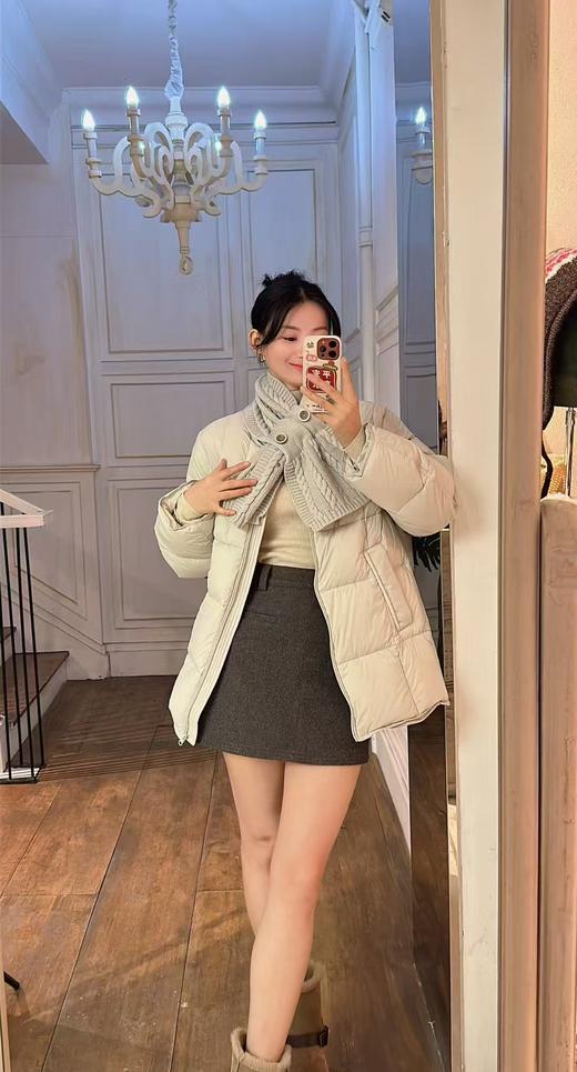 【门店同款】ENJOY冬季“暖冬知性”戴围巾中款羽绒服 168495570 商品图4