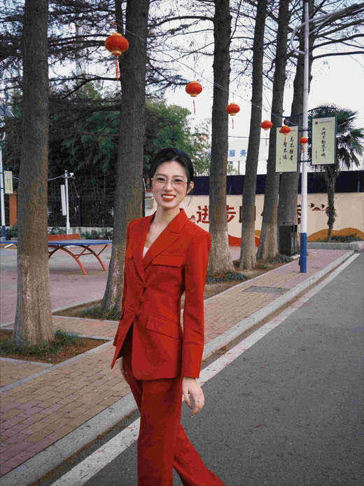 法小曼*子珍年会大红色设计感西装套装主持人演讲穿搭FYC517 商品图6
