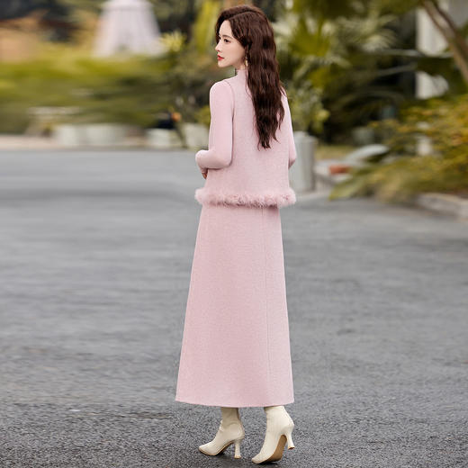 2026春新韩系粉色鸵鸟毛拼接马甲内搭半身裙三件套XXM113 商品图3