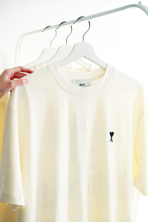 背后大印花tee，面料是全棉。胸口小标设计情侣款圆领t恤E011760 商品图4