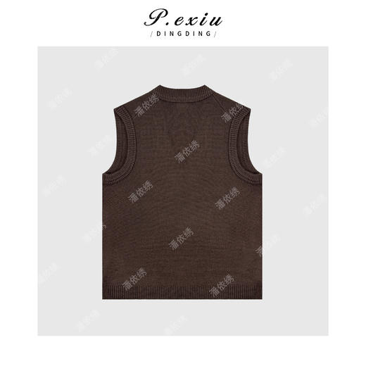 04-2潘依绣丁丁宠粉复古松弛小刺绣V领无袖针织马甲Q63145 商品图1