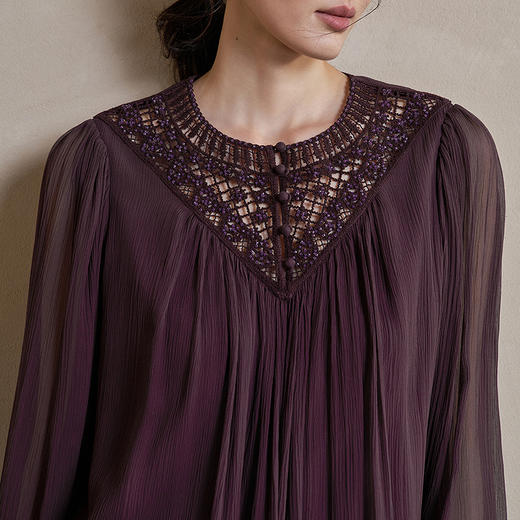 【林栖设计小店】手工钩花|桑蚕丝镂空肌理轻盈透气2026春新款多色真丝衫1961127 商品图10