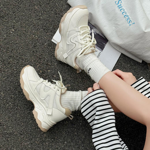 经典鲨2026年春专柜新品牛皮革内增高网面舒适透气休闲鞋女KW160-617061 商品图1