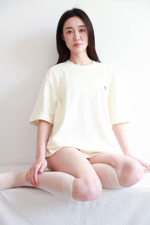 背后大印花tee，面料是全棉。胸口小标设计情侣款圆领t恤E011760 商品图8