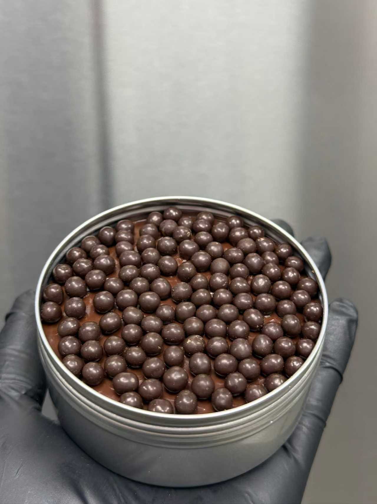 巧克力巨控脆珠罐罐