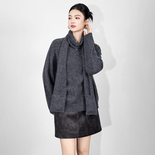 「高货wl」全新升级【铂金会员330/天猫439/差价109】(15401)洛诗琳2025冬季气质四平密织羊毛混纺宽松套头围巾毛衣女 商品图0