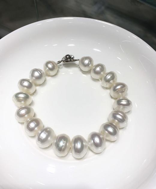 【私席真珠 .新年盛宴】Paspaley圈纹珠 
澳白螺纹珍珠手链 天然形状 有酒窝 珠光超亮 颗颗独一无二 约19cm S925银扣子 慵懒随性～ 商品图1