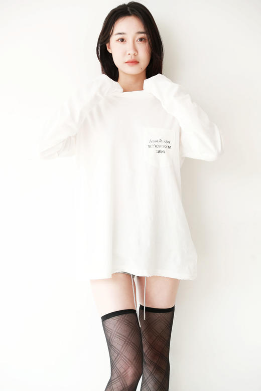 白色+藏青+黑色一起，做旧口袋长tee。宽松设计字母套头衫E011758 商品图11