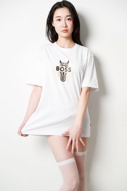 烫金字母tee，印花设计t恤。徽标字母图案圆领正肩半袖儿E011766 商品图13