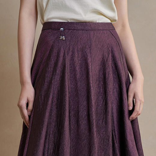【林栖设计小店】手工吊坠|醋酸皱感肌理灰紫色复古2026春新款宽松半身裙1961082 商品图2