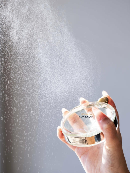 时代的眼泪但永不过时！ 香奈儿100ml礼盒版绿邂逅淡香水 商品图6