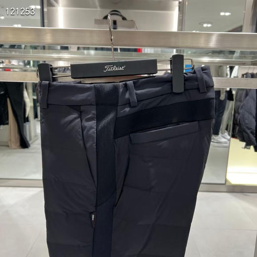 出口韩国订单 titleist25冬款高尔夫服装纯色休闲直筒保暖 内置裹脚防风层  
黑色 M/L/XL/XXL 商品图2