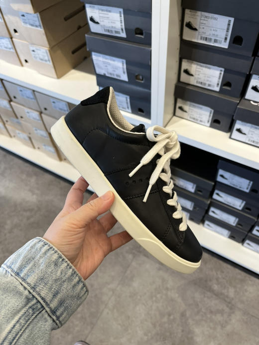 ECCO闭店清仓！女款真皮黑色板鞋休闲鞋 ¥420直邮到手，只剩36和39码 商品图2