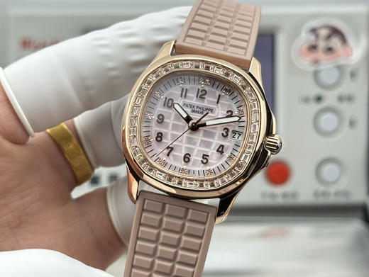 PPF factory工厂百达翡丽AQUANAUT系列机械女手雷，35.6mm毫米的表径，进口全钢（金色为电镀18k加厚的真金）采用原装进口9015机芯开发和改装的324定制版满血版一体机芯❕❕❕ 商品图2