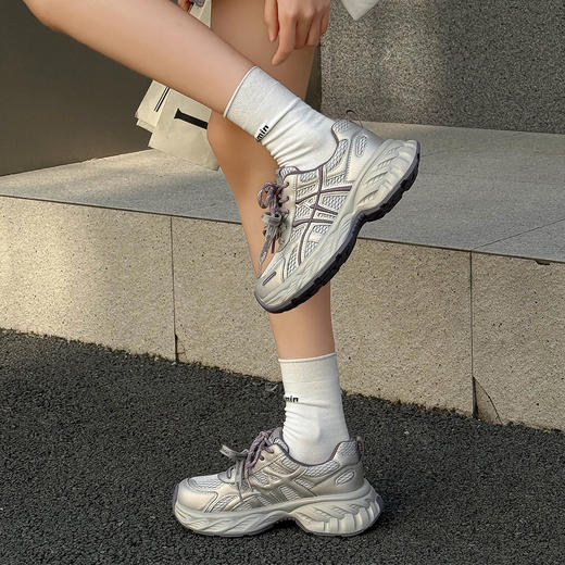 经典鲨2026年专柜新品牛皮革潮酷网面透气跑步休闲老爹鞋女KW160-617011 商品图2