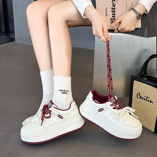 经典鲨2026年春专柜新品韩版拼色透气运动休闲小白鞋板鞋女KW326-617021 商品图2