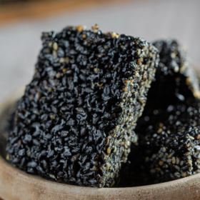 黑芝麻酥/花生角糖/花生酥糖/蛋花酥 用咱们出口欧盟的花生做的 好事在花（发）生 |百里食0115