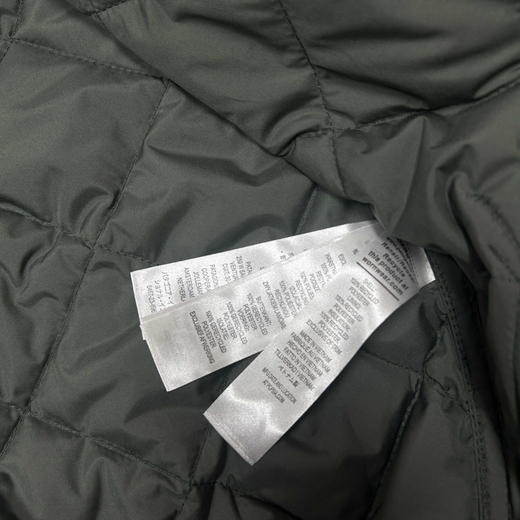 原单正品巴塔哥尼亚户外休闲简约百搭防风防水的保暖连帽棉衣，

颜色:军绿色 浅灰色 碳黑色
尺码：S～XL 商品图6