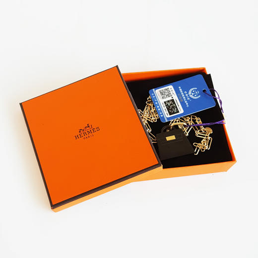 【95新】Hermes爱马仕H057030FD00黑色水牛角Amulette kelly长项链毛衣链 链长约85cm，吊坠约高35.4*宽35.8mm女士311225AK72 商品图1